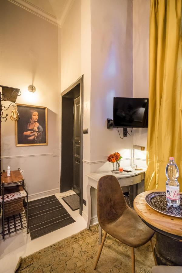 Bpr R20 Studio Home With A/C Budapest Exteriör bild
